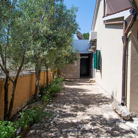 Βίλα Canolle Istria